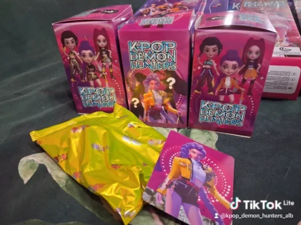 Tirane, shes Kukulla Rumi Kpop Demon Hunters blind box 6 €