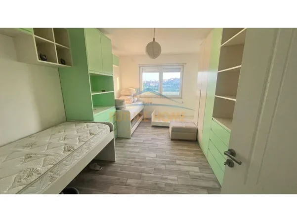 Tirane, shitet apartament 2+1 Kati 2, 117 m² 175.000 € (UNAZA E RE)