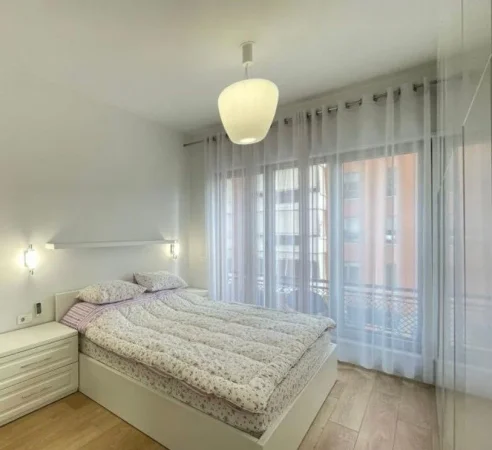 Tirane, jepet me qera apartament 2+1 Kati 2, 120 m² 1.200 € (Kompleksi Delijorgji)