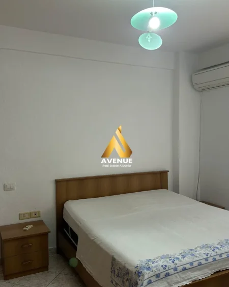 Tirane, jepet me qera apartament 3+1 Kati 5, 110 m² 750 € (Rruga Siri Kodra)