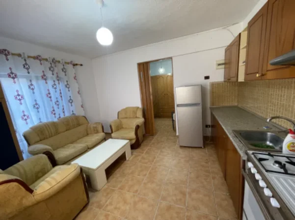 Tirane, jepet me qera shtepi 1+1 Kati 1, (Rruga Bajram Allaraj)