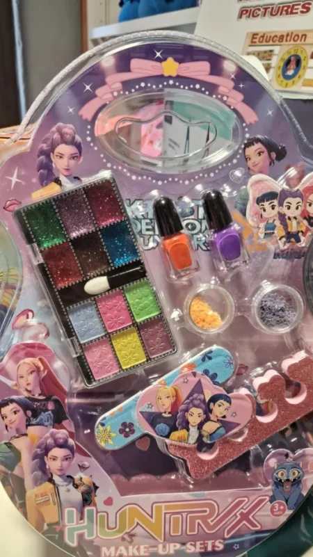 Tirane, shes Make up Kit Rumi Kpop Demon Hunters 16 €