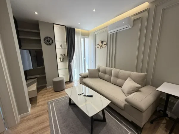 Tirane, jepet me qera apartament 1+1 Kati 3, 