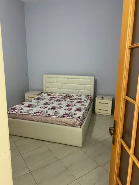 Tirane, jepet me qera Vile 2+1 Kati 2, 85 m² 400 € (Në Paskuqan, Tiranë.)