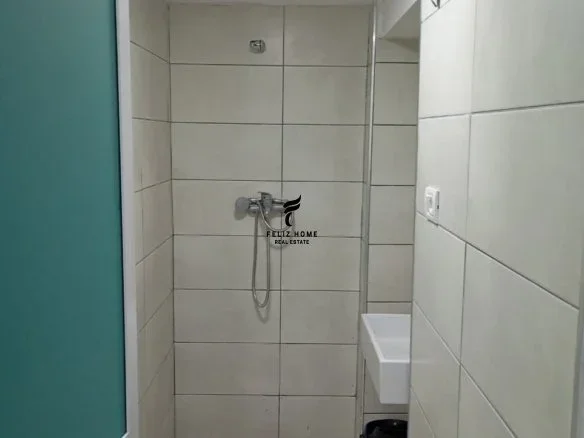 Tirane, jepet me qera apartament 1+1 Kati 1, 50 m² 350 € (BRRYLI)