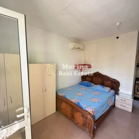 Tirane, jepet me qera garsonier Kati 1, 30 m² 200 € (Laprake)