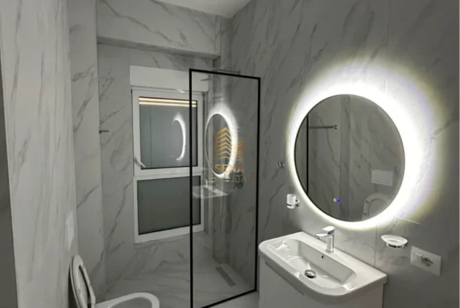 Tirane, jepet me qera apartament 1+1+Ballkon , 55 m² 450 € (Ali Demi, Kompleksi Kaimi)