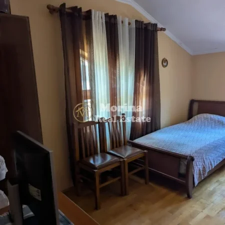 Tirane, shitet shtepi 4+1 Kati 3, 280 m² 515.000 € (Don Bosko)
