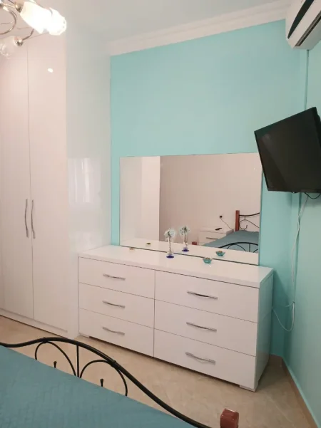 Tirane, jepet me qera apartament 2+1 Kati 2, 97 m² 520 € (Fresku)