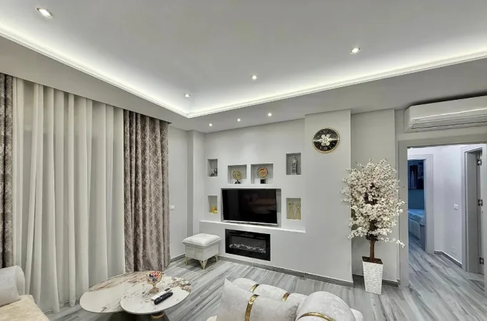 Shqiperi, jepet me qera apartament 2+1 Kati 4, 90 m² 550 € (FRESK)