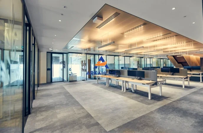 Tirane, jepet me qera ambjent biznesi Kati 6, 265 m² 5.000 € 