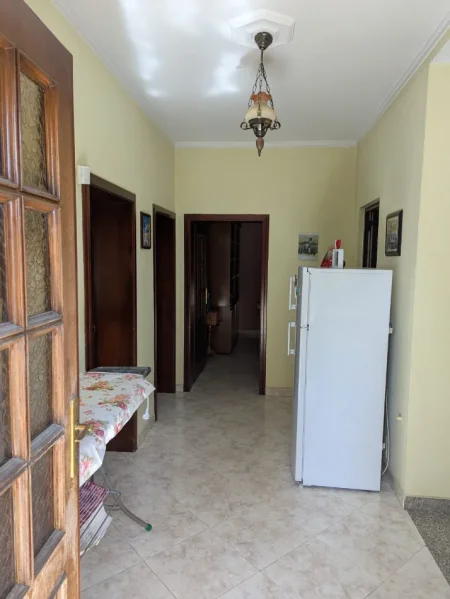 Tirane, shitet Vile 3 Katshe Kati 3, 540 m² 520.000 € 