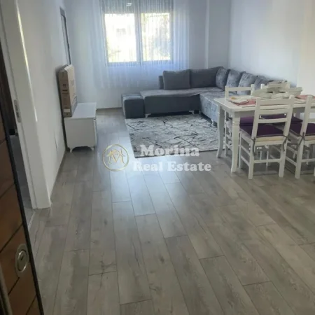 Tirane, jepet me qera apartament 1+1 Kati 1, 70 m² 450 € (Paskuqan)
