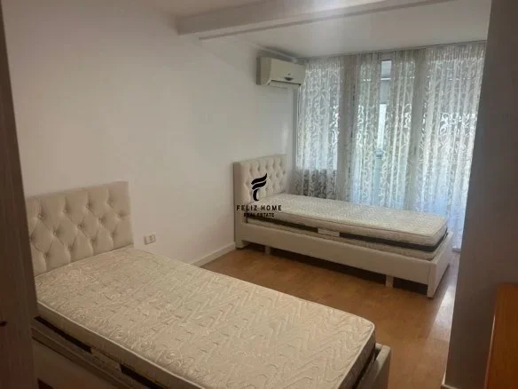 Tirane, jepet me qera apartament 2+1 Kati 2, 85 m² 800 € (BLLOK)