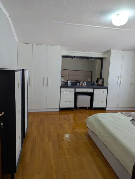 Tirane, shitet Vile 3 Katshe Kati 0, 540 m² 520.000 € 