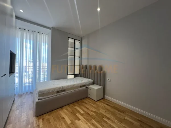 Tirane, shitet apartament 2+1 Kati 9, 94 m² 310.000 € (Golden Tower , Mine Peza)