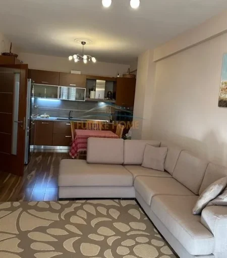 Tirane, jepet me qera apartament 2+1 Kati 6, 97 m² 550 € (Yzberisht)