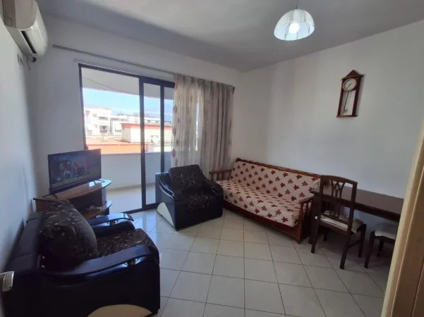 Tirane, jepet me qera apartament 1+1+Aneks+Ballkon Kati 7, 60 m² 400 € (astir , unaza e re , rruga teodor keko)