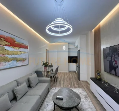 Tirane, jepet me qera apartament 1+1 , 71 m² 900 € (Rruga e Kosovarëve)