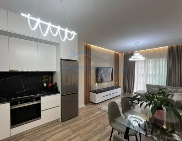Tirane, jepet me qera apartament 1+1 , 71 m² 900 € (Rruga e Kosovarëve)