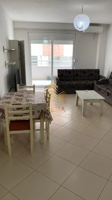 Tirane, jepet me qera apartament 2+1+Ballkon Kati 3, 96 m² 540 € (Selite)