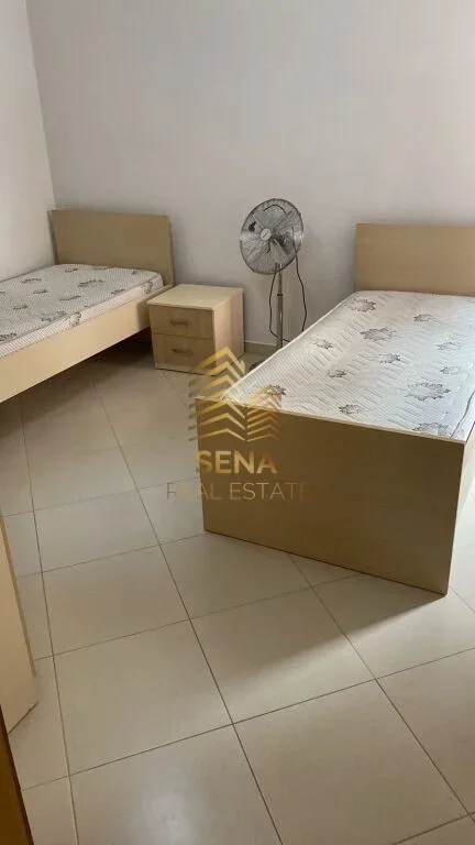 Tirane, jepet me qera apartament 2+1+Ballkon Kati 3, 96 m² 540 € (Selite)