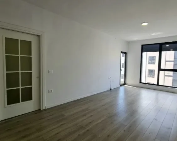 Tirane, jepet me qera apartament 1+1+Aneks+Ballkon Kati 7, 64 m² 450 € (xhamlliku , oxhaku)