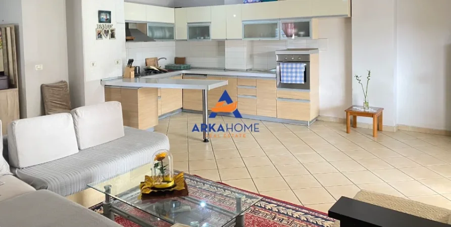 Tirane, shitet apartament 2+1+Ballkon Kati 2, 157 m² 190.000 € 