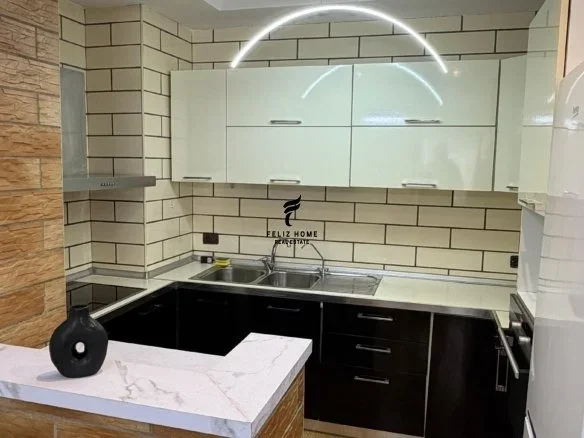 Tirane, shitet apartament 2+1 Kati 6, 106 m² 166.000 € (ASTIR)