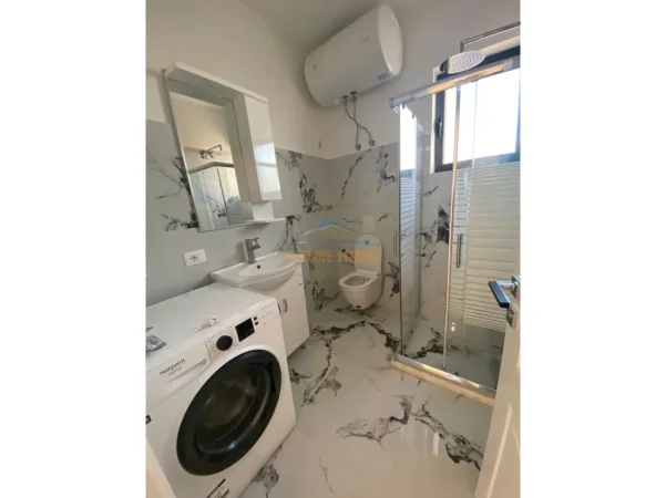 Tirane, jepet me qera apartament 2+1 Kati 2, 85 m² 460 € (Babrru,)