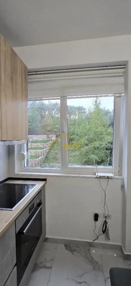 Tirane, jepet me qera apartament 2+1 Kati 3, 83 m² 600 € (LIQENI I THATE)