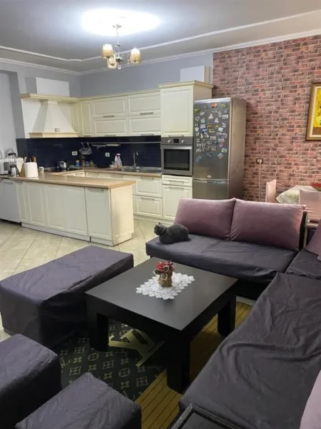 Tirane, shitet apartament 2+1 Kati 7, 101 m² 173.000 € (Fresku)