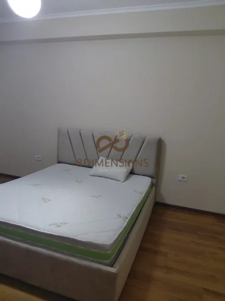 Tirane, jepet me qera apartament 2+1 Kati 3, 94 m² 500 € (5 maji)