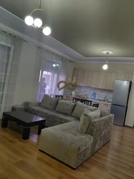 Tirane, jepet me qera apartament 2+1 Kati 3, 94 m² 500 € (5 maji)