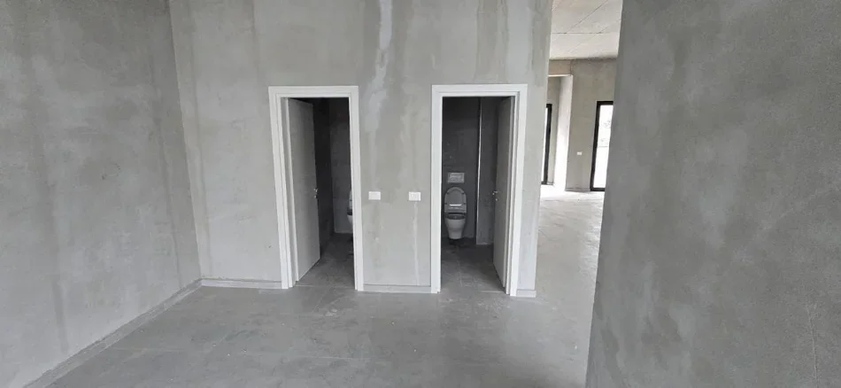 Tirane, jepet me qera zyre Kati 2, 124 m² 1.150 € (Rruga Fejzi Himzo)