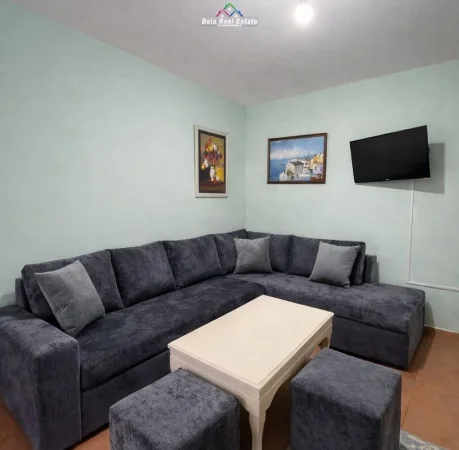Tirane, jepet me qera apartament 1+1+Ballkon Kati 2, 65 m² 700 € (rruga e durresit)