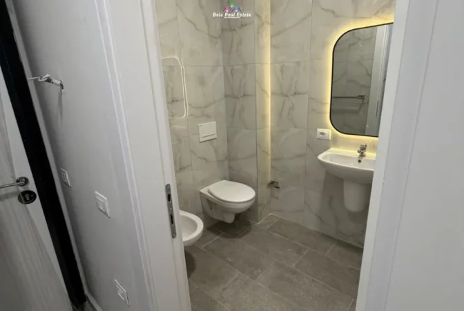 Tirane, jepet me qera garsonier Kati 2, 40 m² 430 € (dritan hoxha)