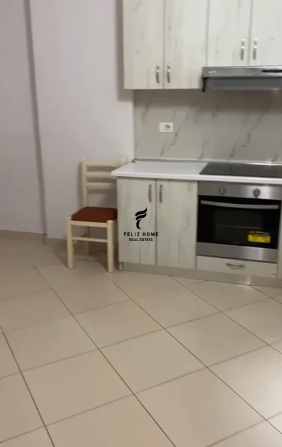 Tirane, jepet me qera apartament 2+1 Kati 3, 96 m² 540 € (SELITE)