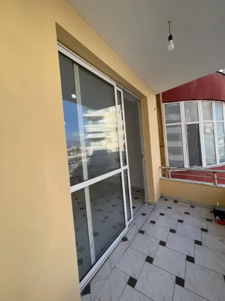 Tirane, shes apartament 2+1+Ballkon Kati 3, 121 m² 169.700 € (Astir)