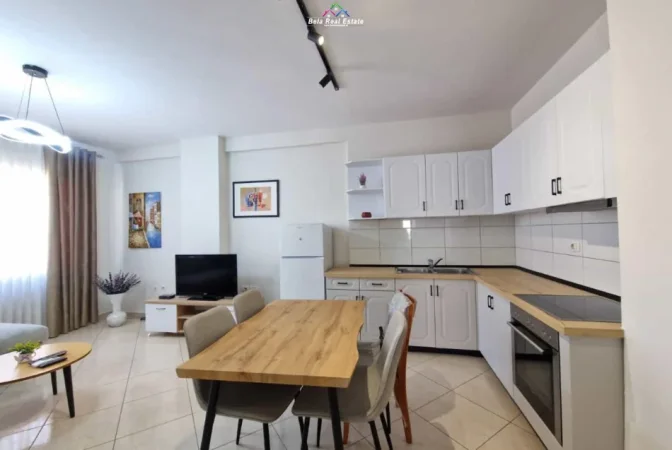 Tirane, jepet me qera apartament 2+1 Kati 5, 100 m² 550 € (teodor keko)