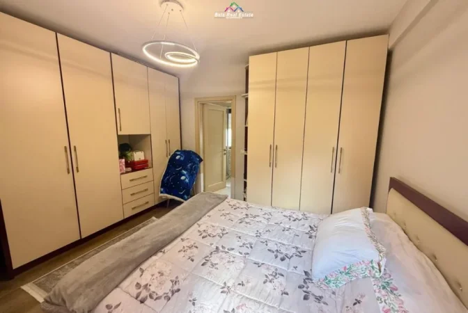 Tirane, shes apartament 3+1 Kati 2, 120 m² 345.000 € (kopshti botanik)