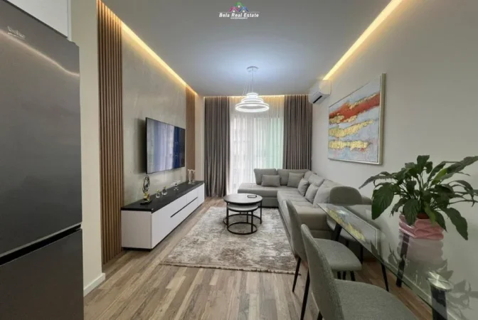 Tirane, jepet me qera apartament 1+1+Ballkon Kati 4, 70 m² 900 € (kosovareve)