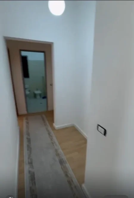 Tirane, shes apartament 2+1+Ballkon Kati 7, 90 m² 137.000 € (Fresku te Market Xhangolli)