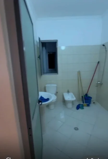 Tirane, shes apartament 2+1+Ballkon Kati 7, 90 m² 137.000 € (Fresku te Market Xhangolli)