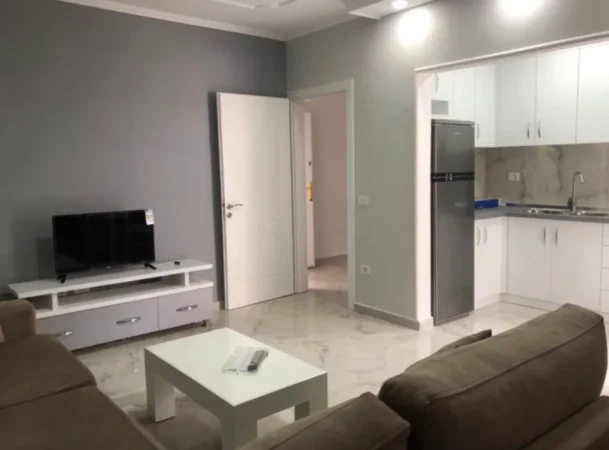Tirane, jepet me qera apartament 1+1+Ballkon Kati 2, 65 m² 550 € 