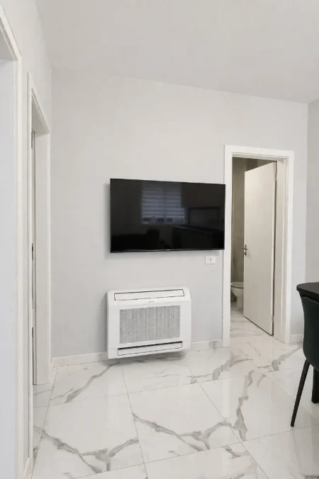 Tirane, jepet me qera apartament 2+1+Ballkon Kati 3, 83 m² 650 € (Liqeni i Thate, Tirane)