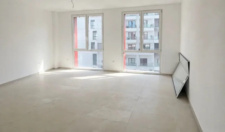 Tirane, jepet me qera ambjent biznesi Kati 5, 148 m² 900 € (Farmacia 10)