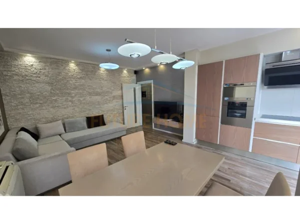Tirane, shitet apartament 2+1+Ballkon Kati 5, 126 m² 230.000 € (Selite)