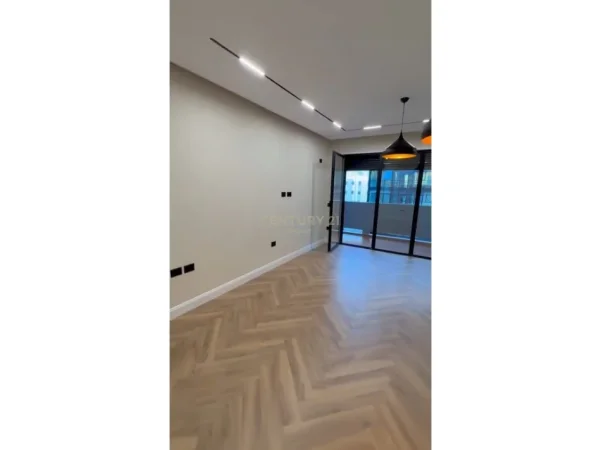 Tirane, shitet apartament 2+1+Aneks+Ballkon Kati 1, 112 m² 279.000 € (Hipoteka)