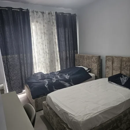 Tirane, jepet me qera apartament 2+1 Kati 3, 98 m² 500 € 